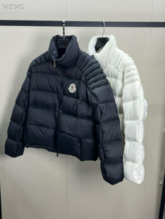Picture of Moncler Down Jackets _SKUMonclersz1-526yr7136820